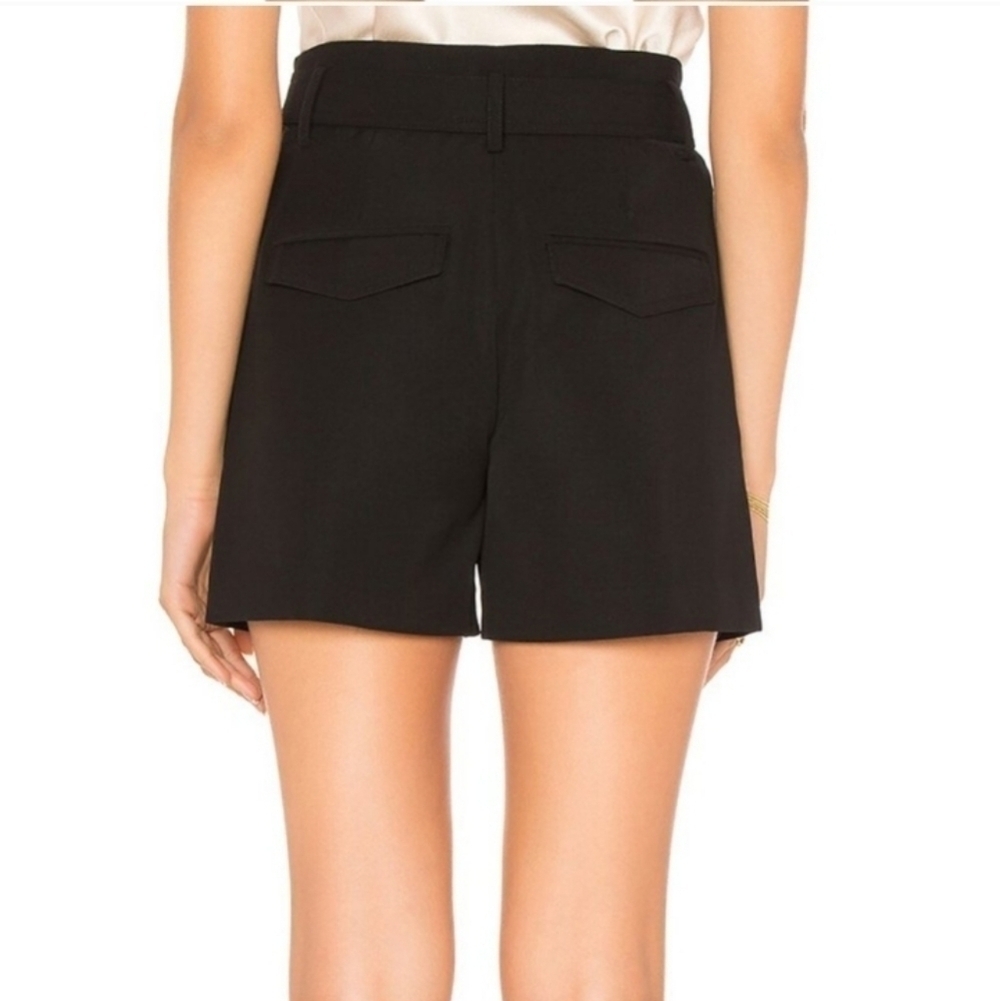 Vince High-Rise Belted Shorts - Picture 2 of 10